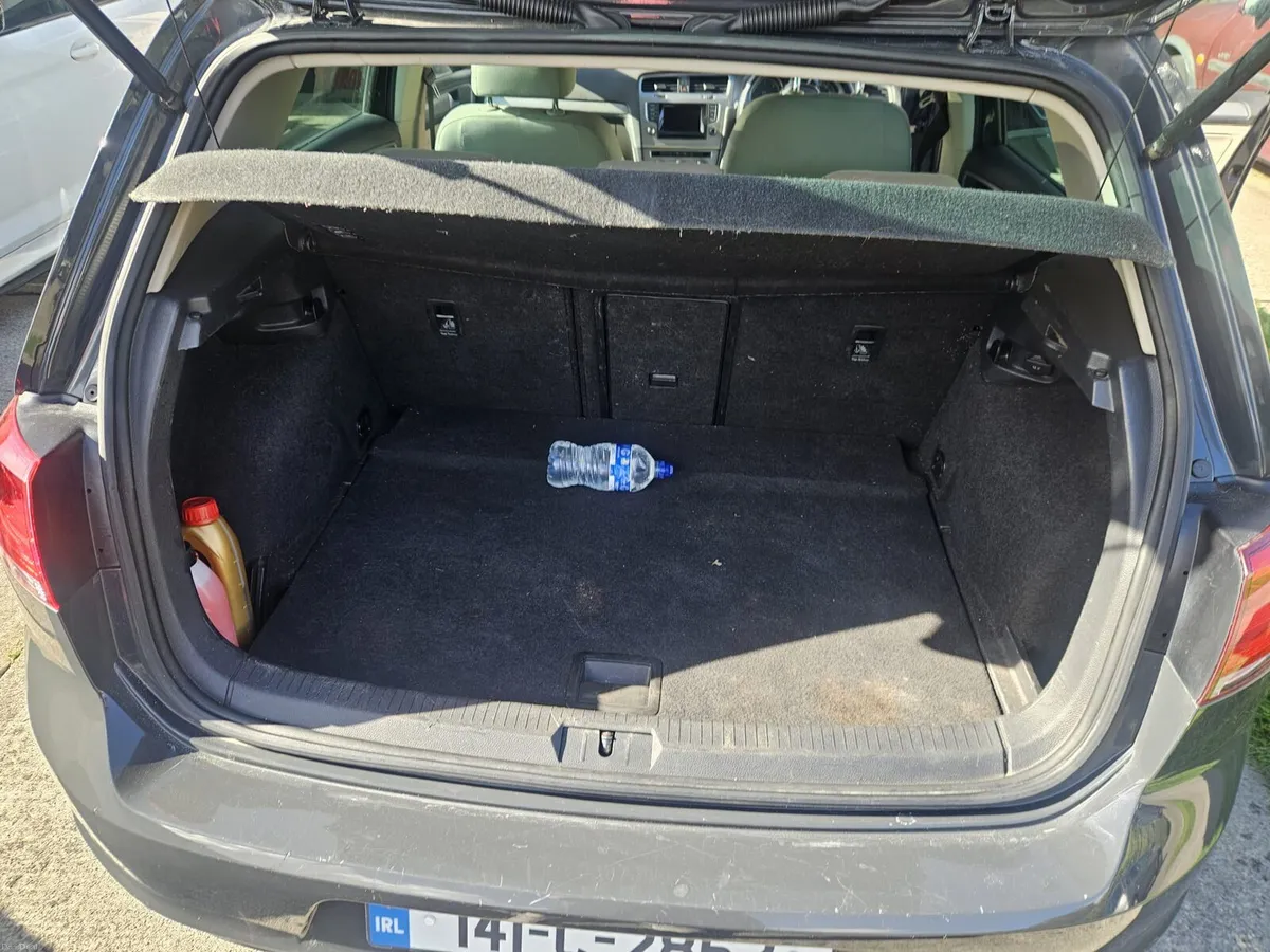 Volkswagon golf - Image 6