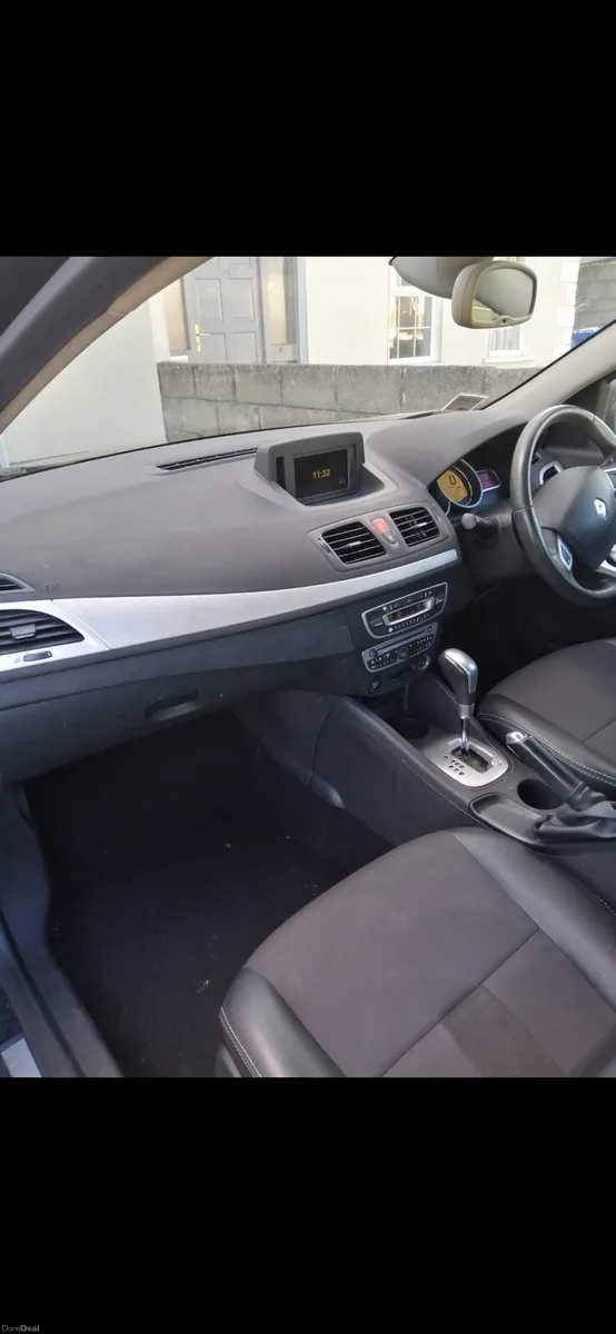 Renault Fluence automatic diesel - Image 4