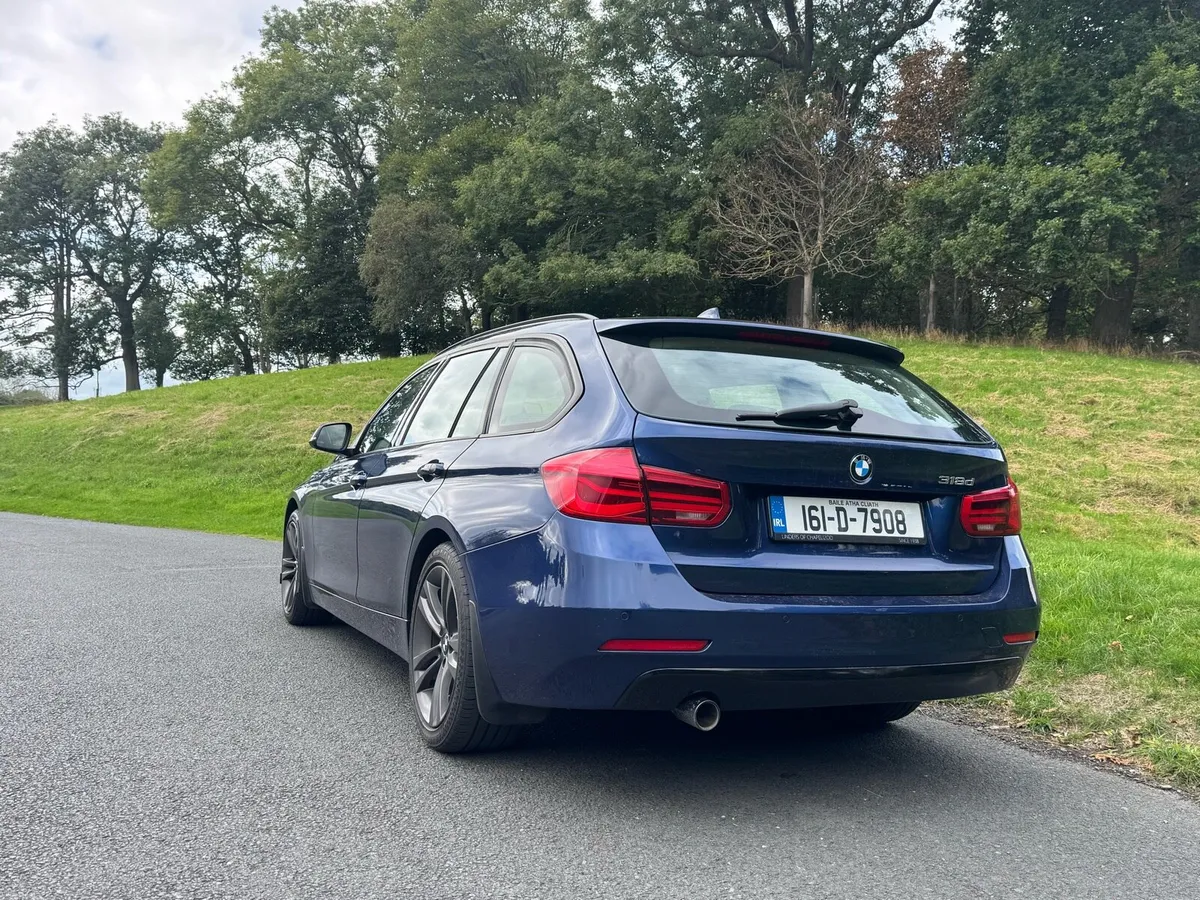16 BMW 3-Series Touring Auto Low kilometres - Image 5