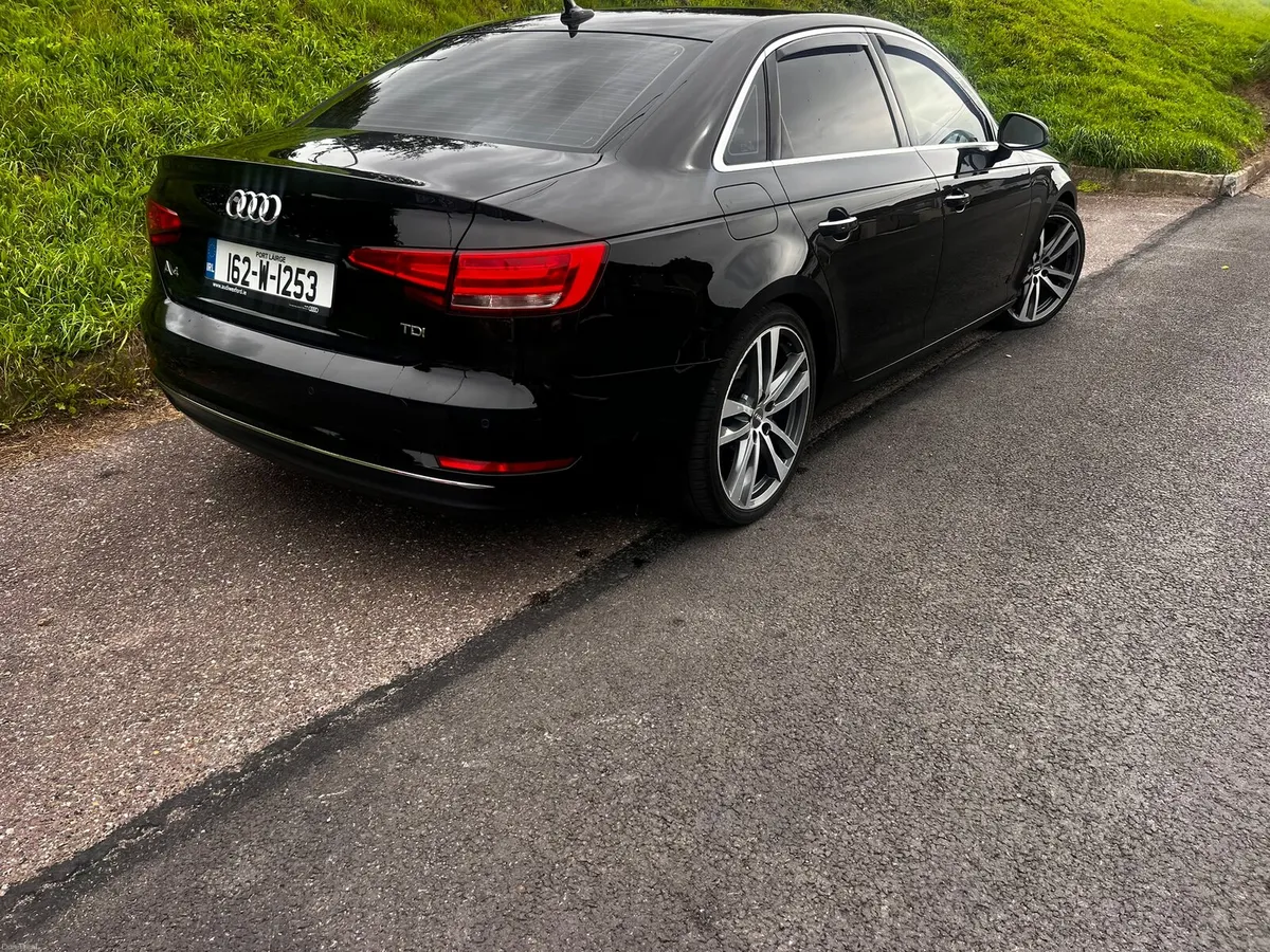 AUDI A4 2016 - Image 3