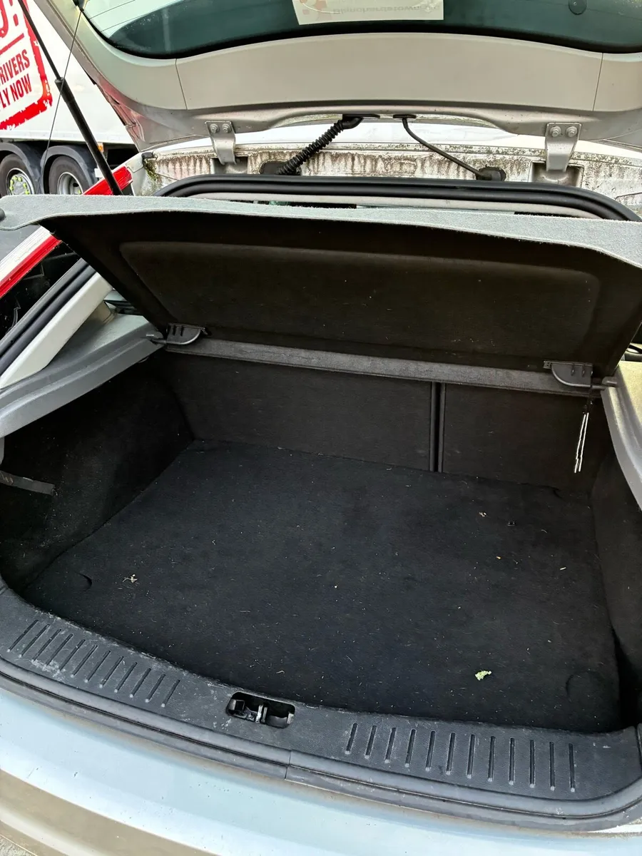 2011 Ford Focus - Image 6