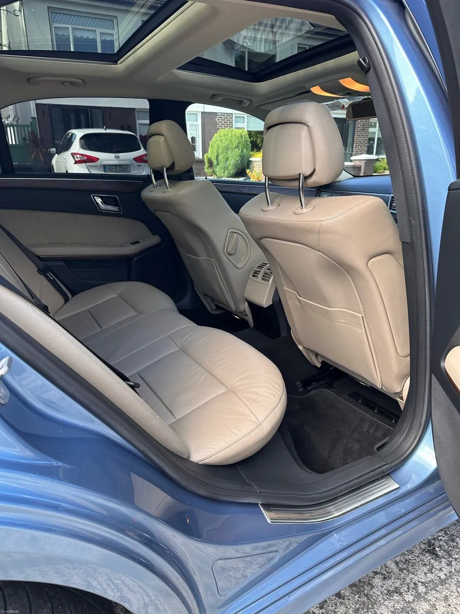 Mercedes E 200Cdi Avantgarde - Image 6