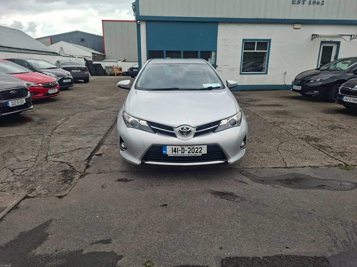 2014 Toyota Auris 1.4D4D Luna Auto - Image 2