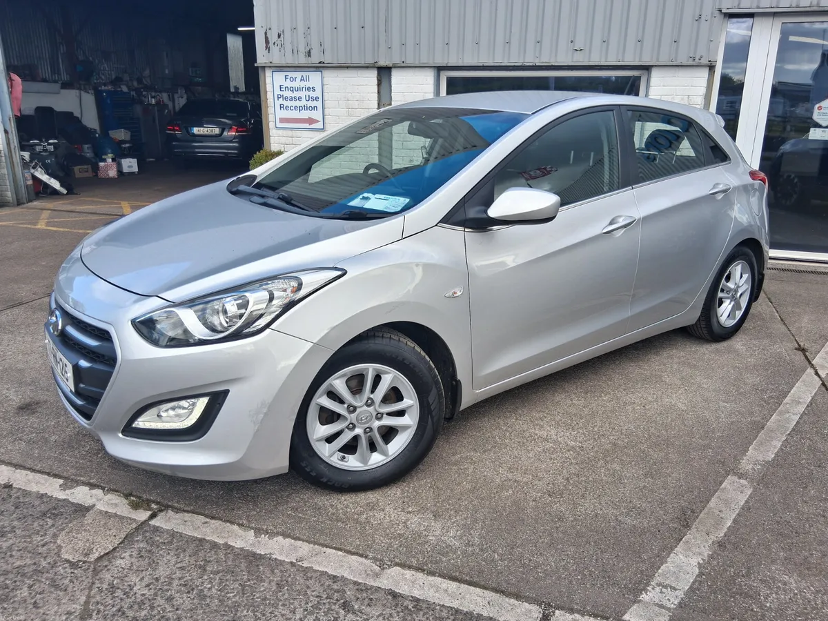 Hyundai i30 2017 - Image 3