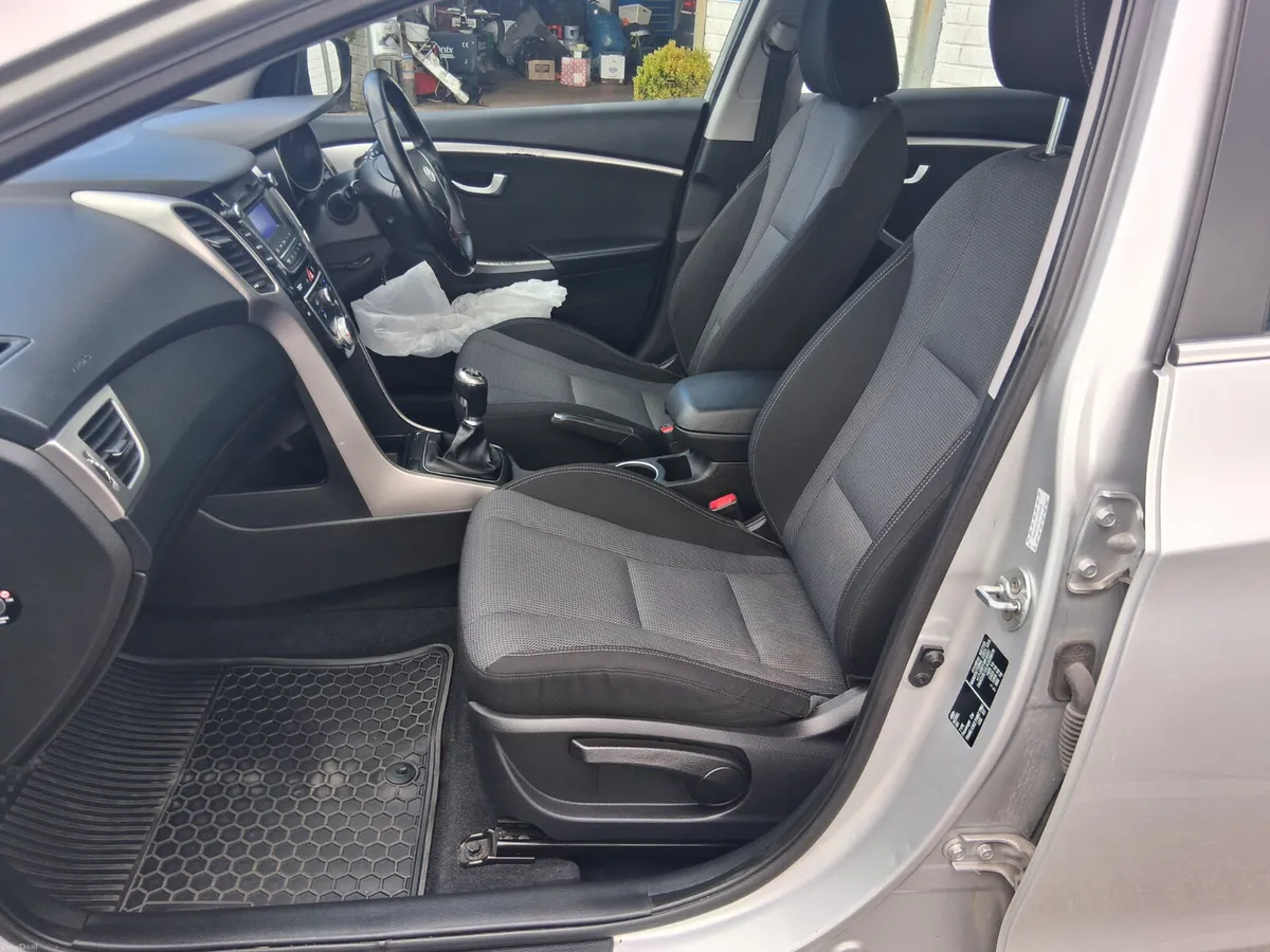 Hyundai i30 2017 - Image 6