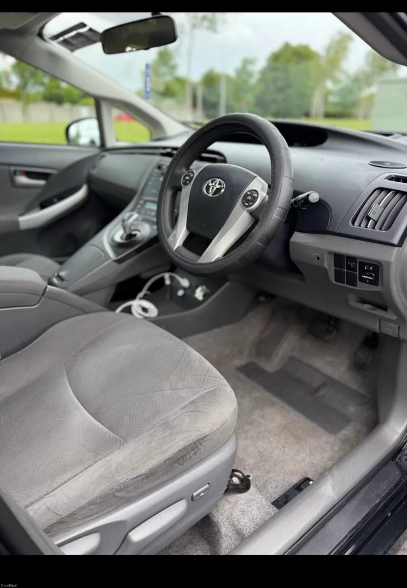 Toyota Prius - Image 3