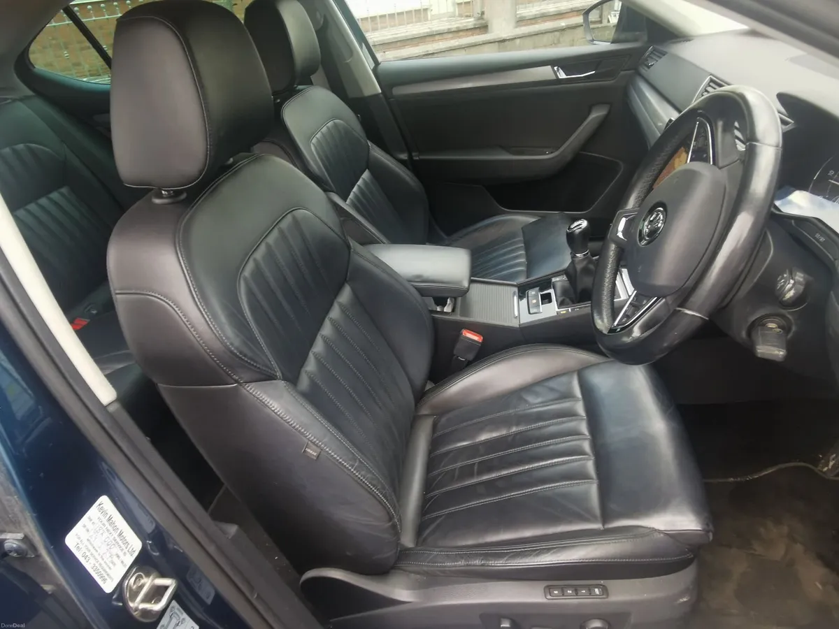 Skoda Superb 2017 /172 Reg - Image 6