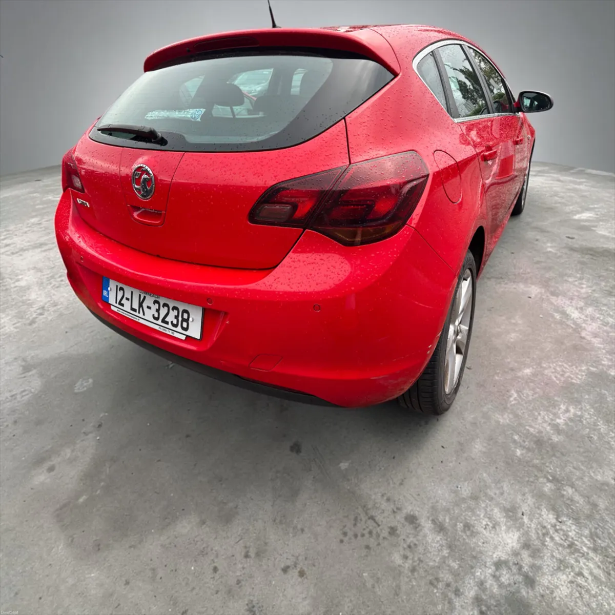 Vauxhall Astra 2012 - Image 2