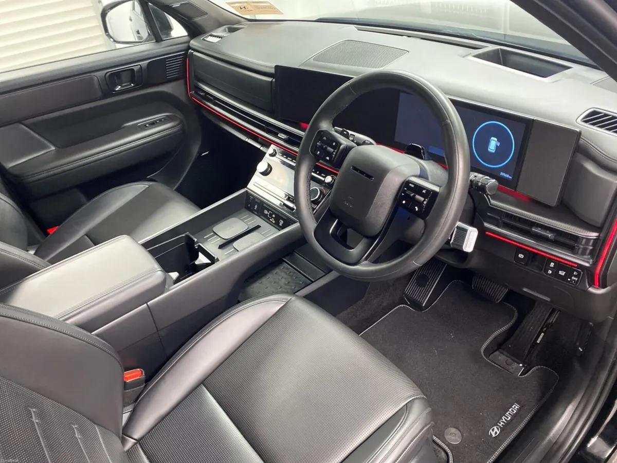 Hyundai Santa Fe 1.6 PHEV 4WD Premium - Image 6