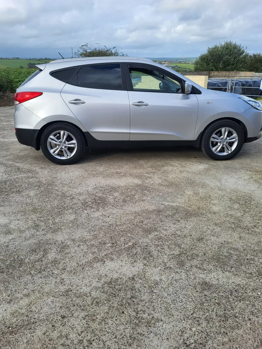 Hyundai ix35 2010 - Image 2