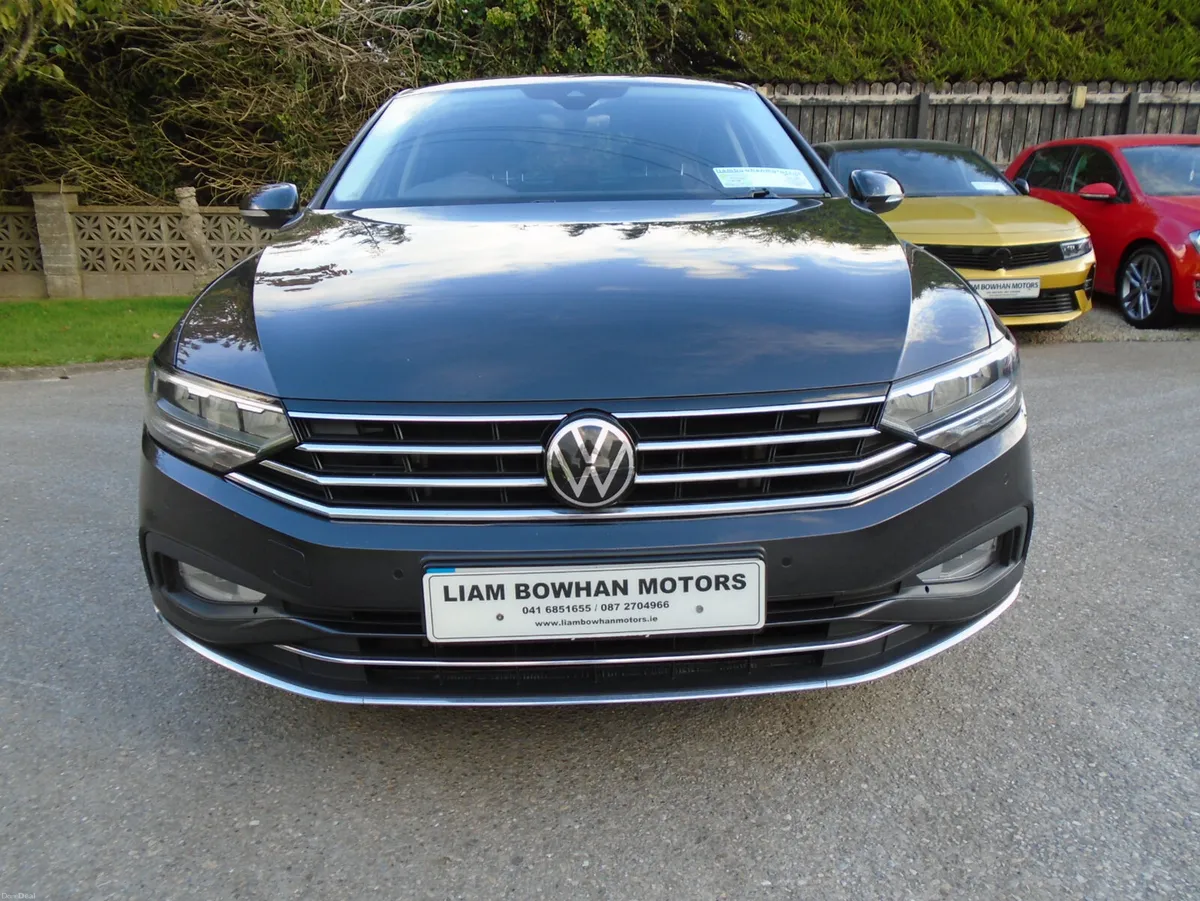 Volkswagen Passat 2022,2lt 150,leather,heated seat - Image 4