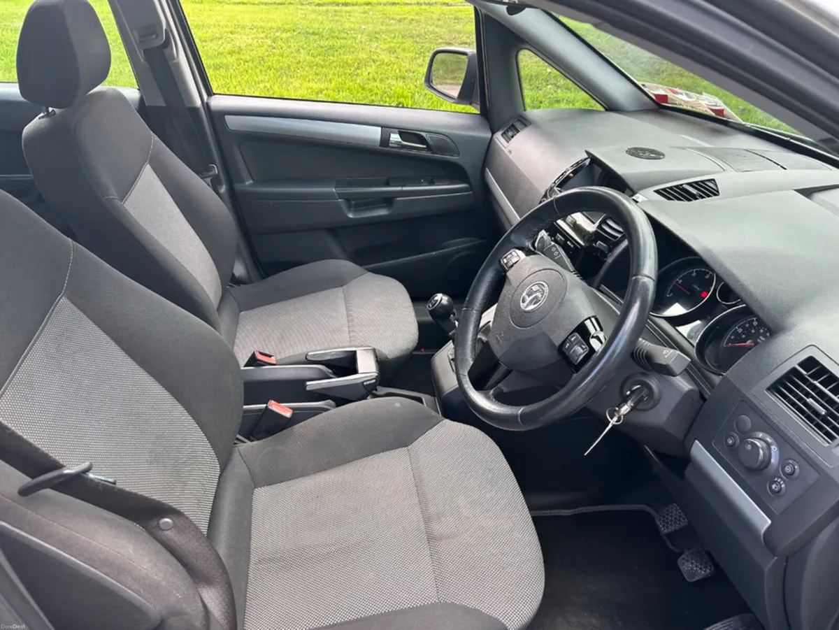 Vauxhall Zafira 1.7 CDTI ECOFLEX EXCLUSIVE 108BHP - Image 6