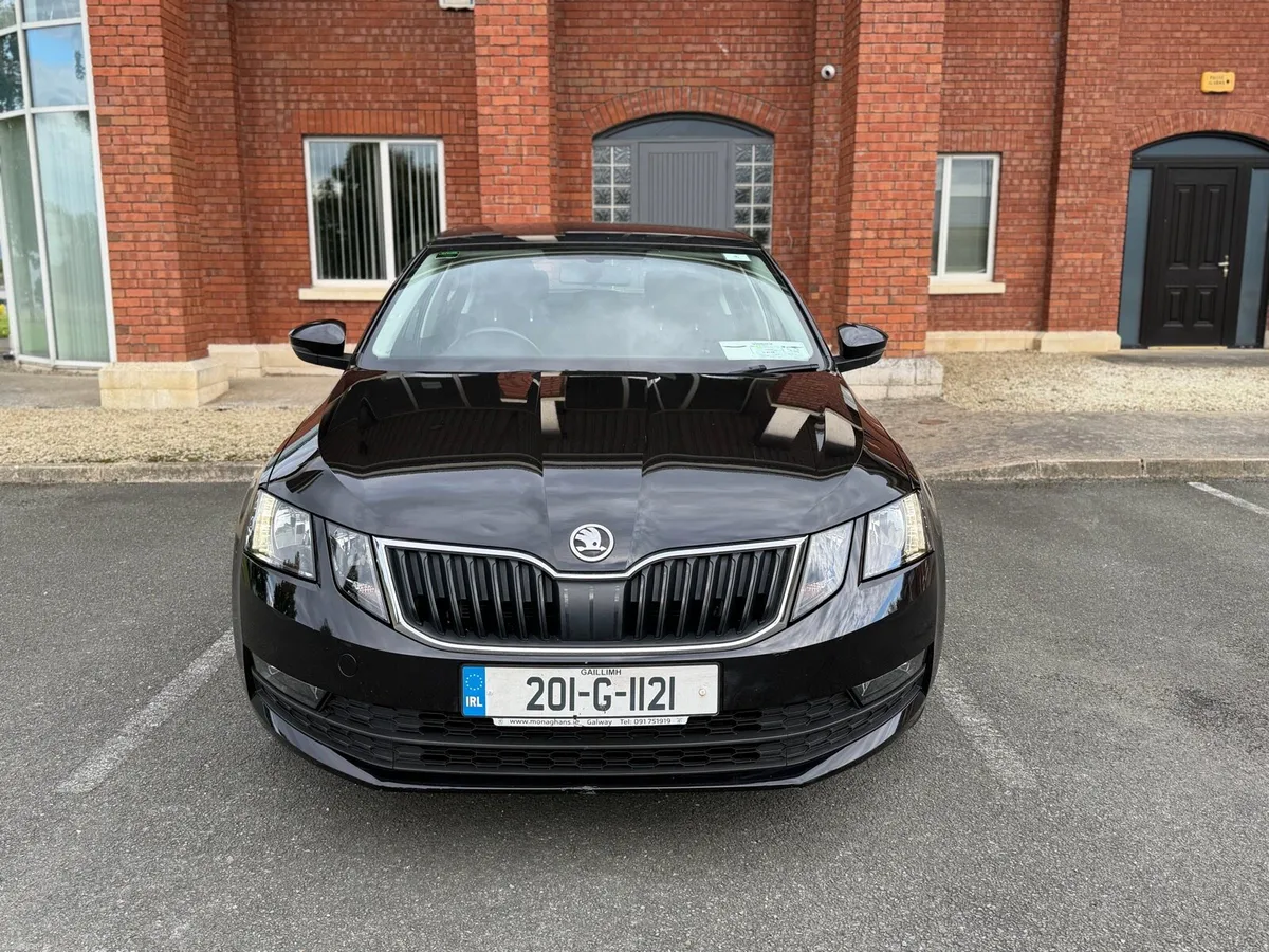 201 Skoda Octavia Ambition 1.0TSI petrol Nct 02/28 - Image 2