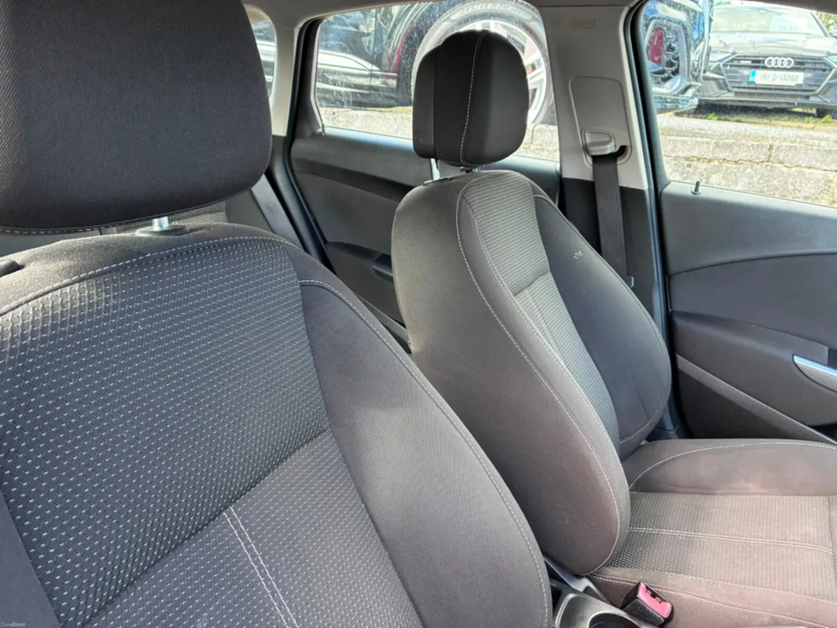 Opel Astra 1.7 CDTI ECOFLEX EXCLUSIVE - Image 5