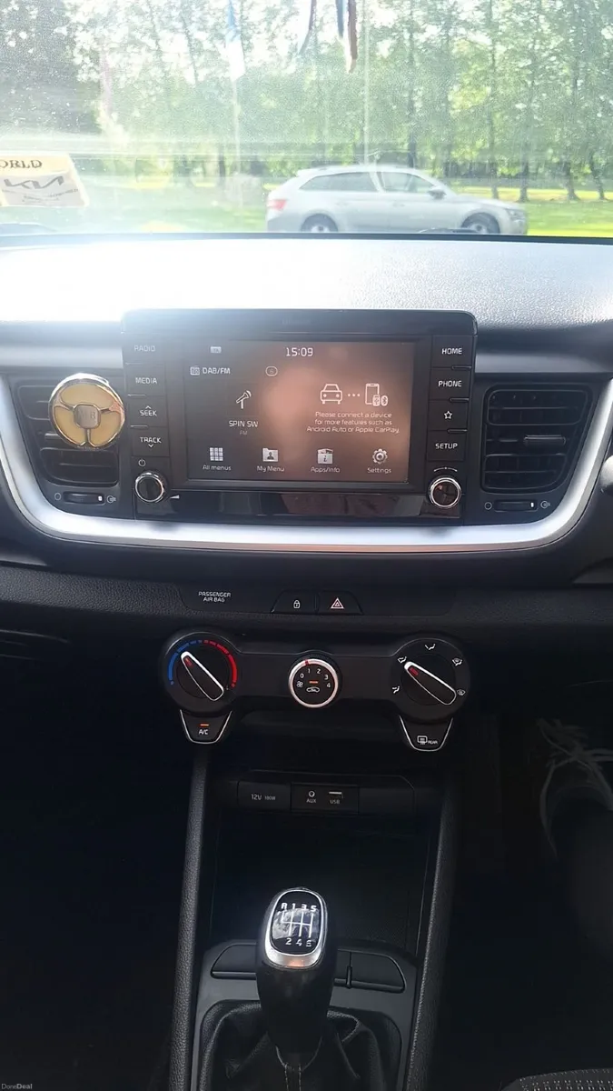 Kia Stonic 2018 - Image 5