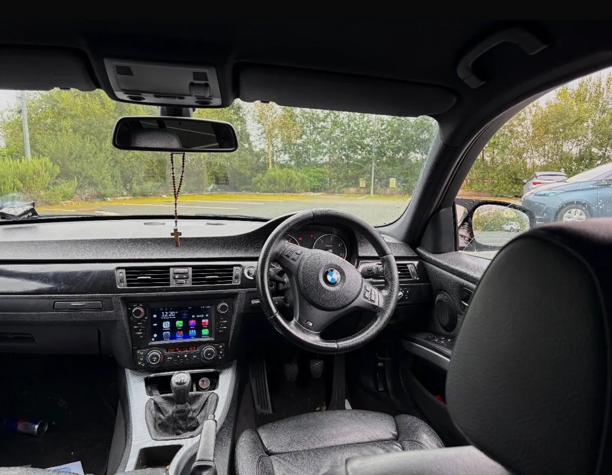 11 BMW 318D Msport Plus 2.0 Diesel - Image 5