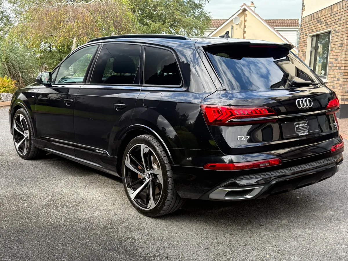 Immaculate 202 Audi Q7 S-Line Black Ed Styling! - Image 5