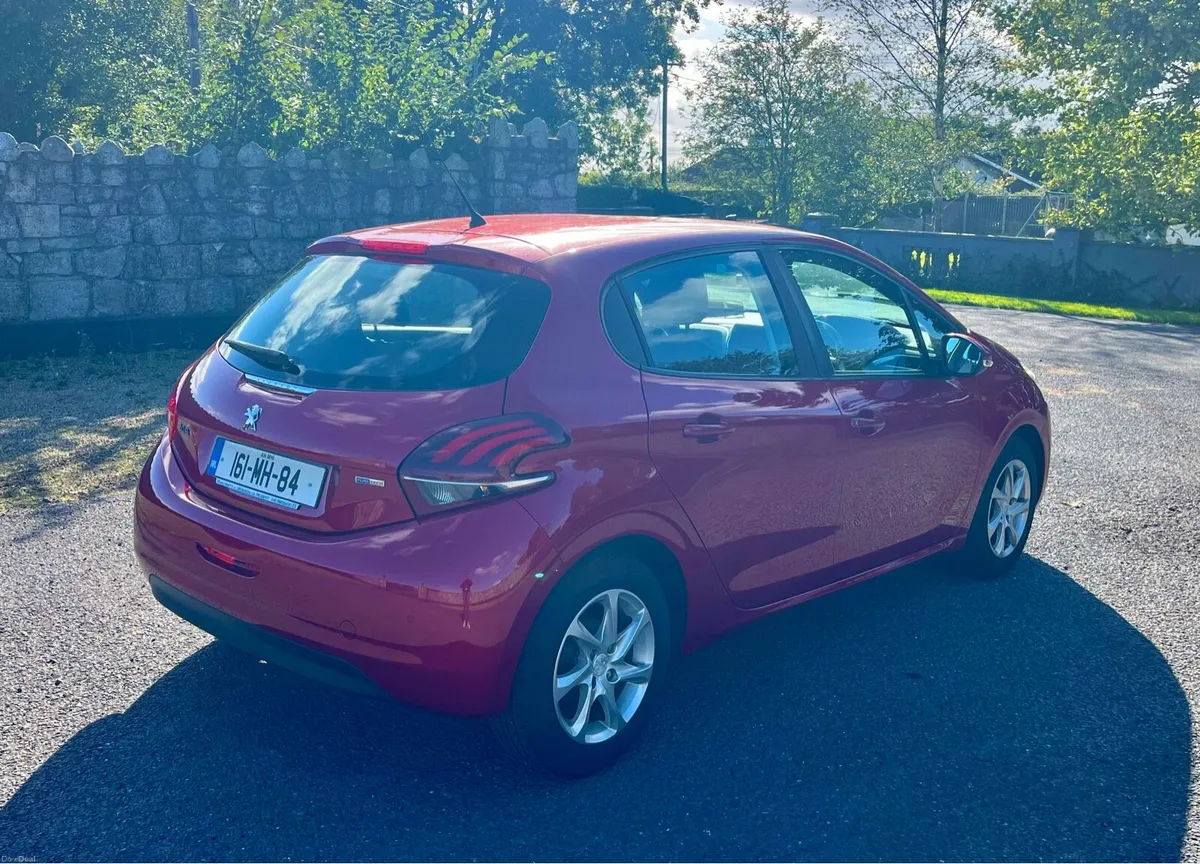 2016 Peugot 208 1.2 Petrol - Image 4