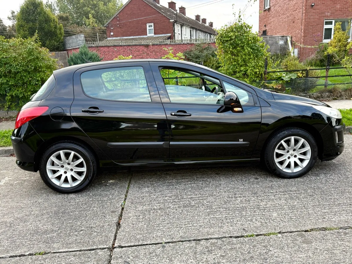 10 Peugeot 308 1.4 low km ! Nct tax - Image 6