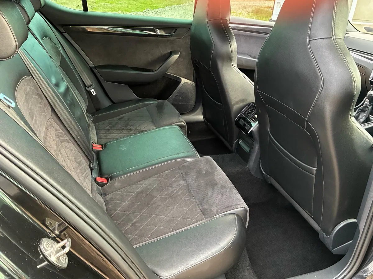 2017 Skoda Superb Sportline 2.0L 150bhp - Image 6