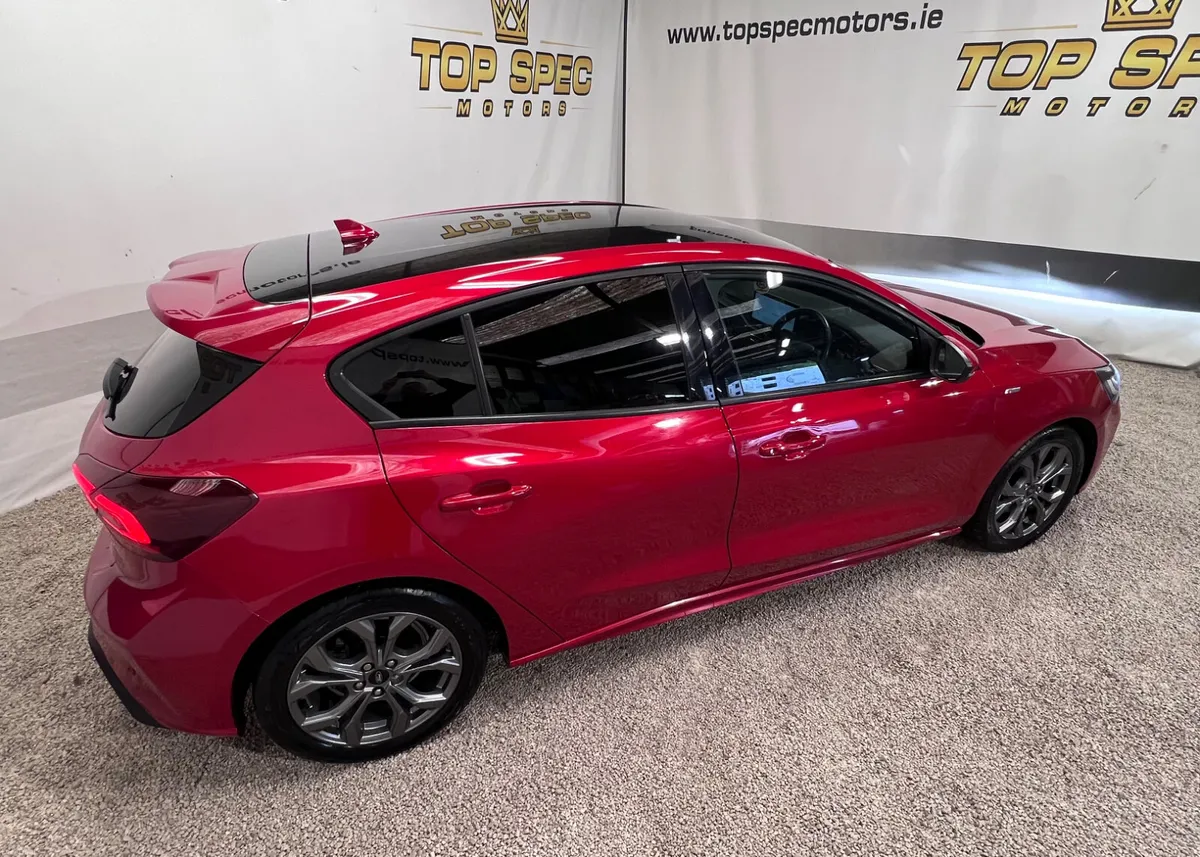 231 FORD FOCUS ST-LINE HIGH SPEC | FULL YEAR’S TAX - Image 4
