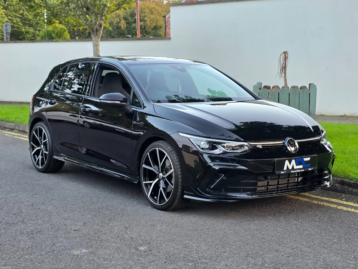 2024 Volkswagen Golf R-Line DSG 1.5 MHEV - Image 5