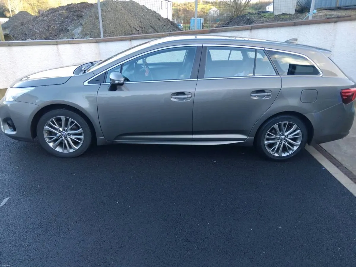 2018 Toyota Avensis estate 1.6 - Image 4