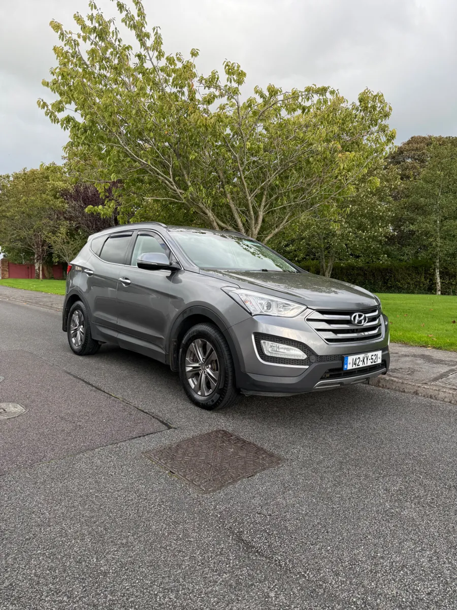 2014 HYUNDAI SANTA FE (7 SEATER) - Image 1