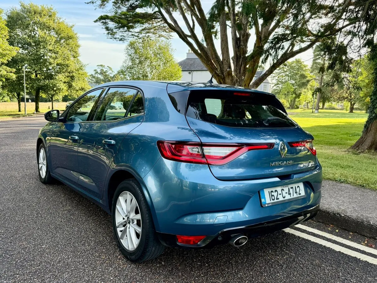 162 Renault Megane 🔥NEW NCT🔥 - Image 5
