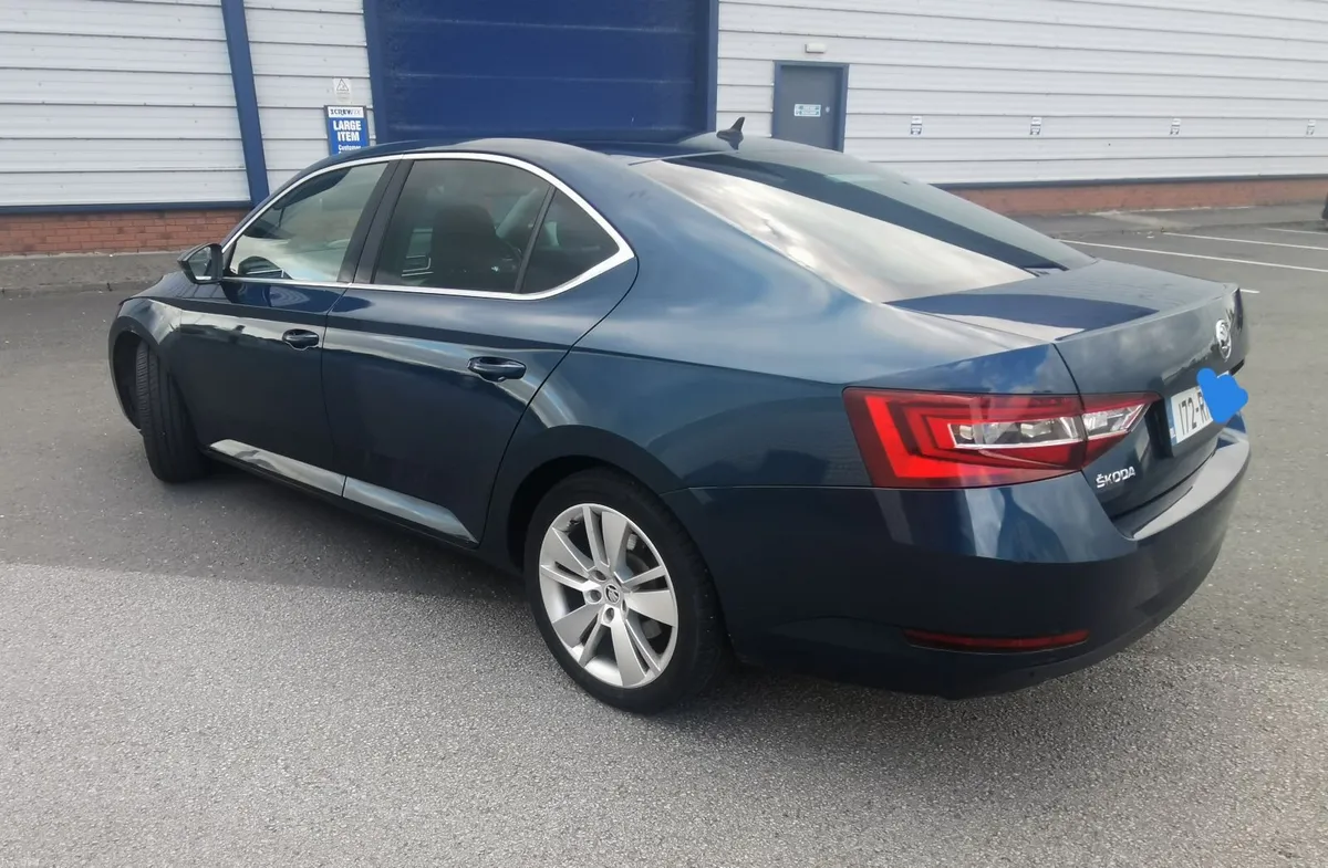 Skoda Superb 2017 /172 Reg - Image 2