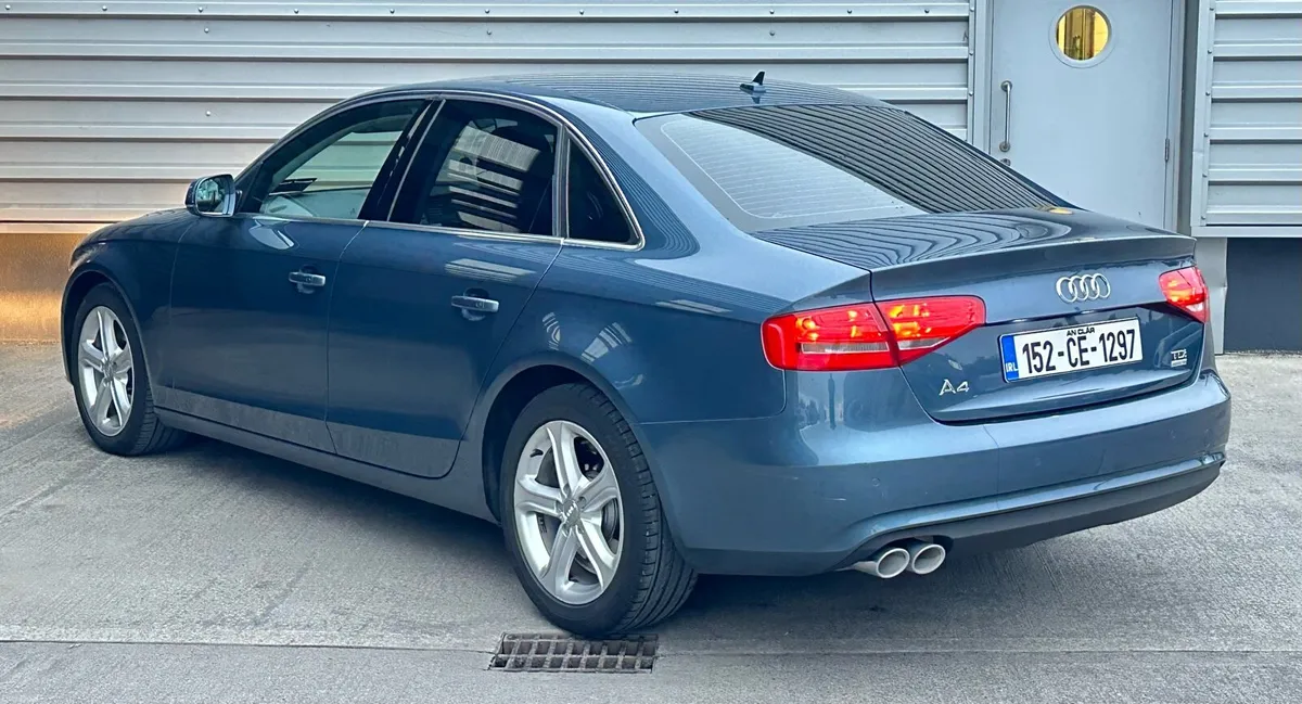 Audi A4 technik Utopia blue - Image 4