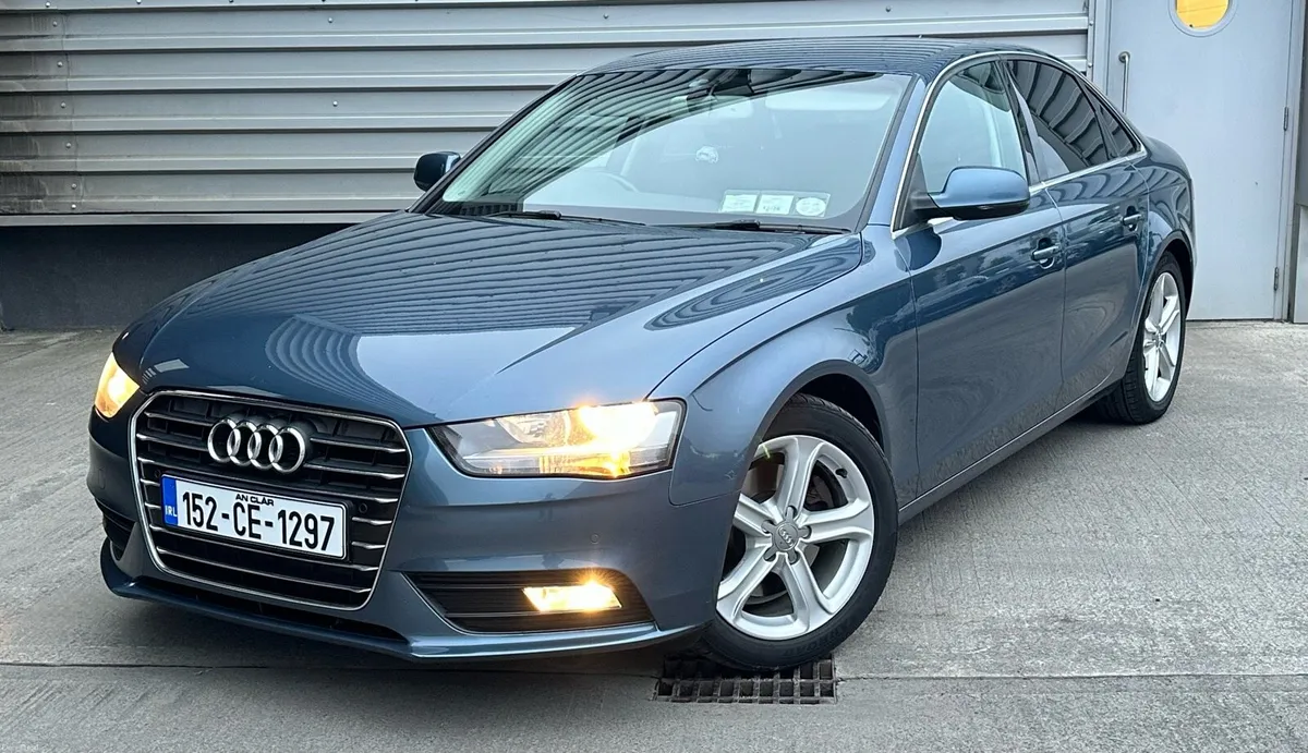 Audi A4 technik Utopia blue - Image 2