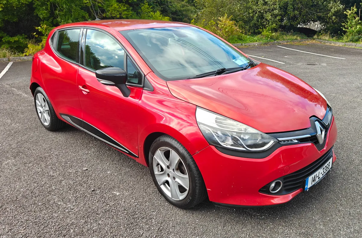 141 Renault Clio 1.2 petrol - Image 2