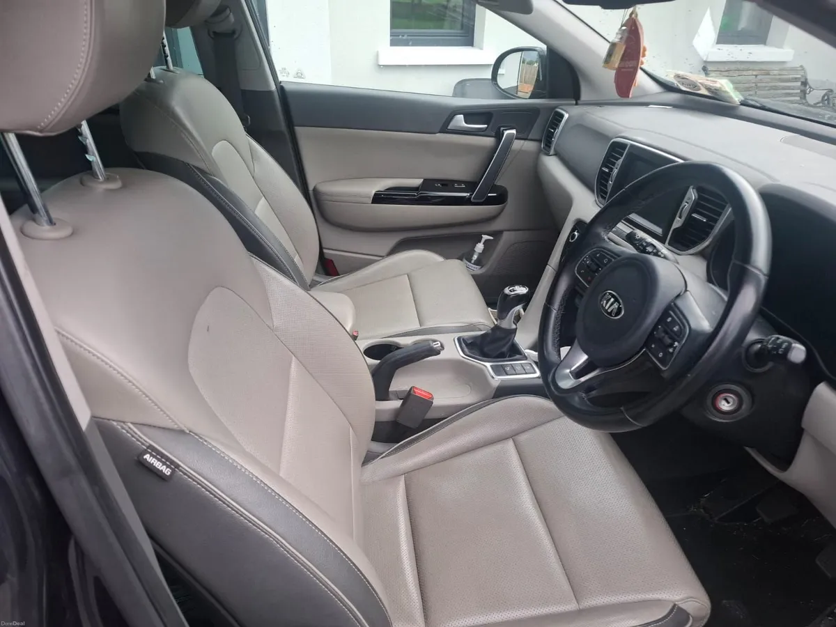Kia Sportage 2018 - Image 2