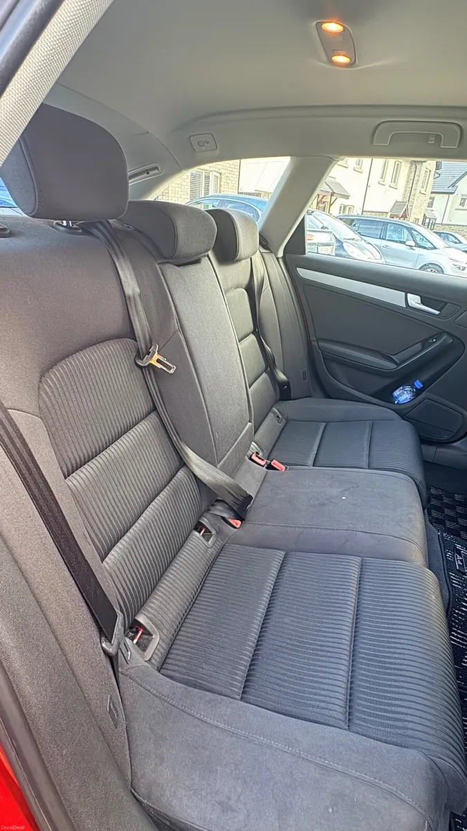 2014 Audi A4 Avant 2.0L Petrol Automatic – €11,000 - Image 4