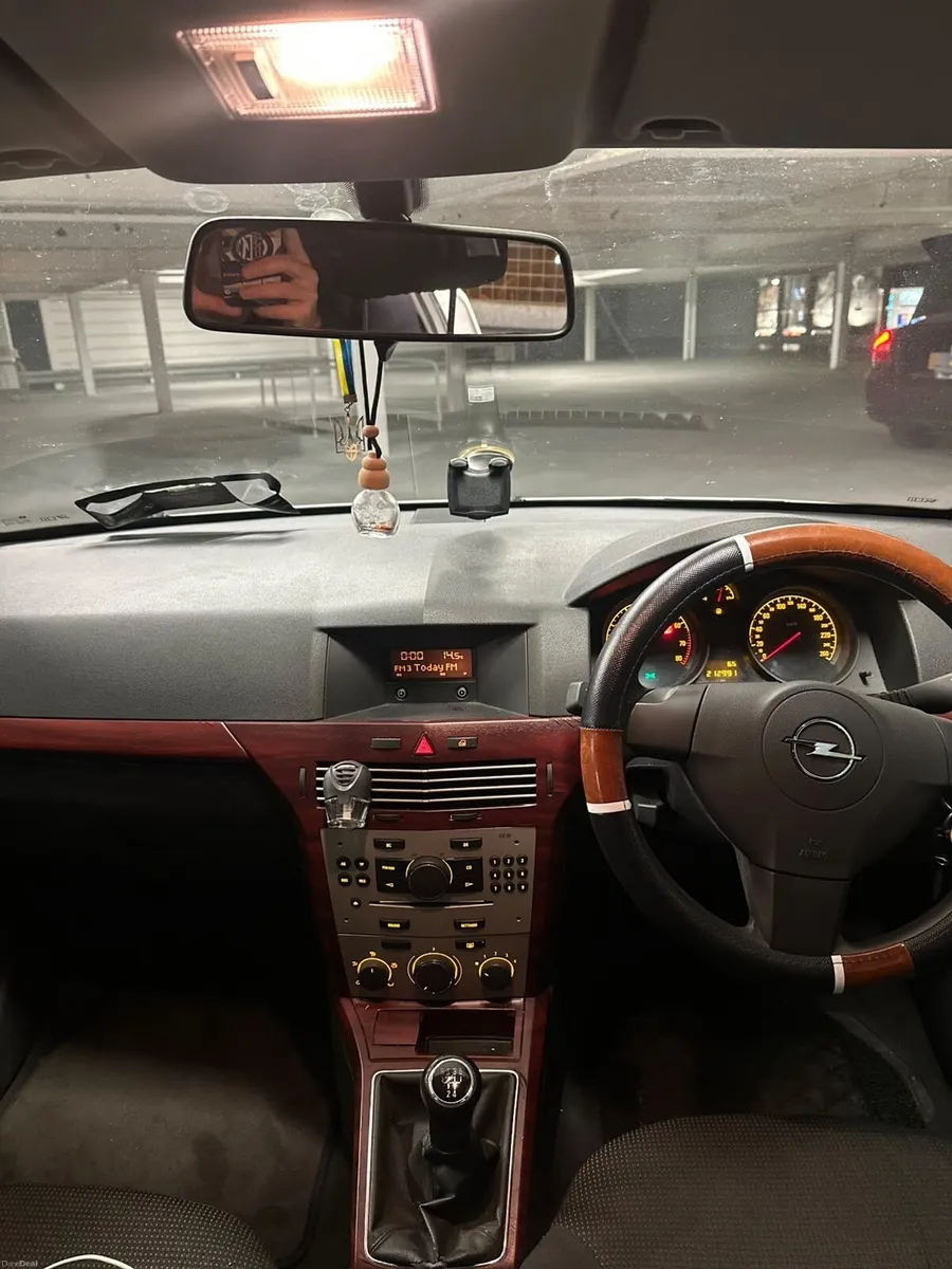 Opel Astra 2007 - Image 5