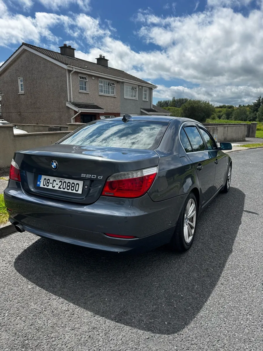 2008 BMW 520d LCI - Image 1