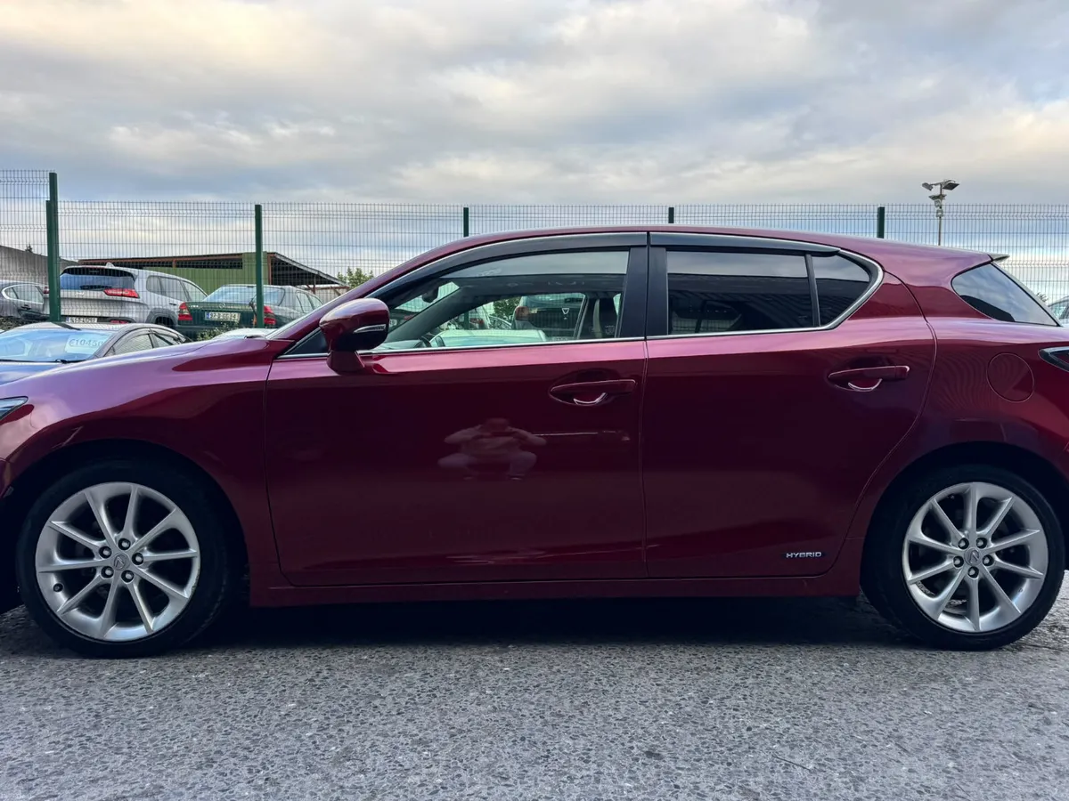 2011 Luxus CT200H Hybrid Automatic - Image 6
