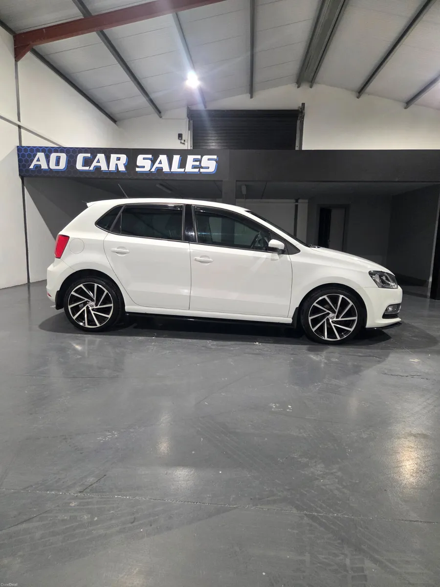 Volkswagen Polo 2017 1.0 match edition - Image 4