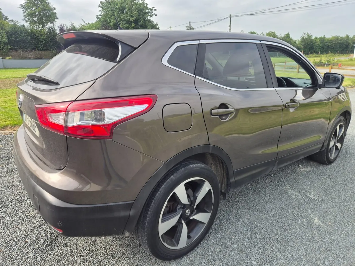 2017 Nissan Qashqai - Image 3