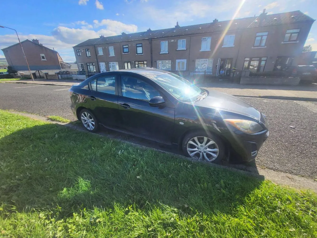 Black Mazda 3 Sport - Image 4