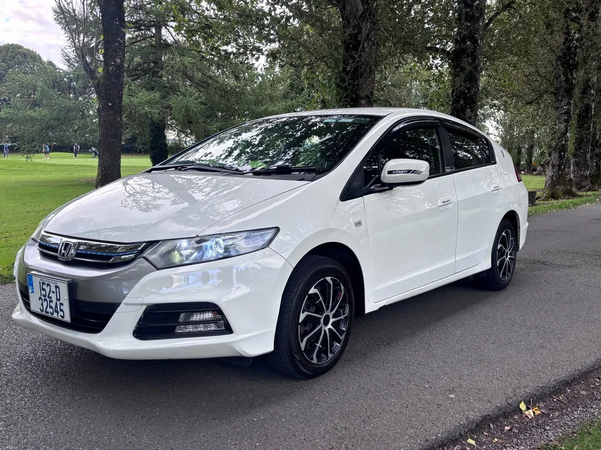 2015 automatic Honda insight 1.3 Hybrid - Image 1