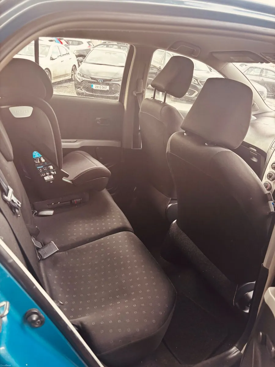 Toyota Yaris 2007 - Image 3