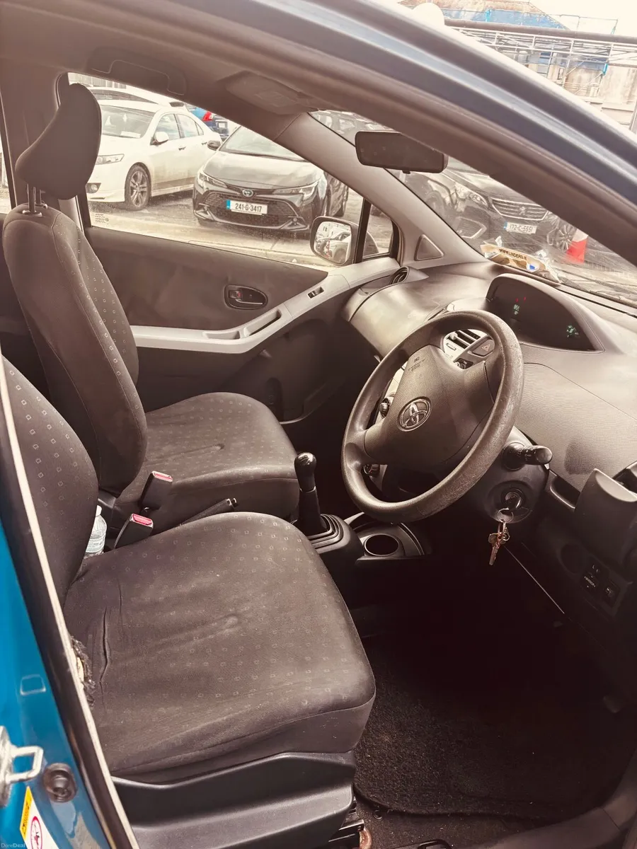 Toyota Yaris 2007 - Image 5