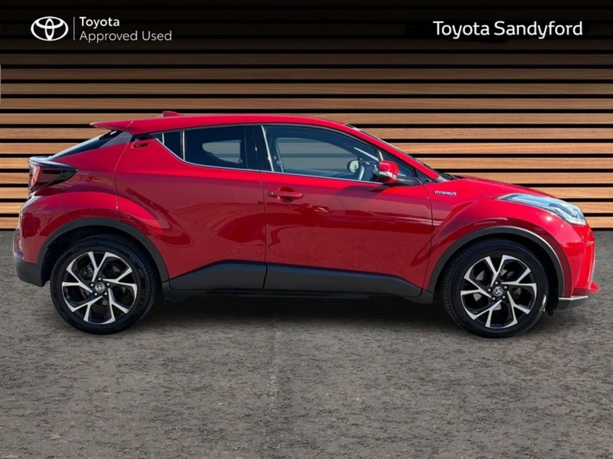 Toyota C-HR HYBRID SPORT // REAR CAMERA // BLUETOO - Image 3