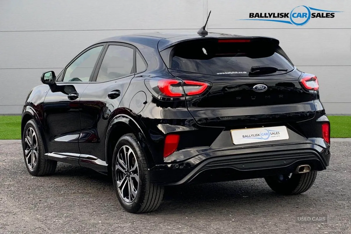 Ford Puma 1.0T 125PS ST-Line in Black with 23K + W - Image 2