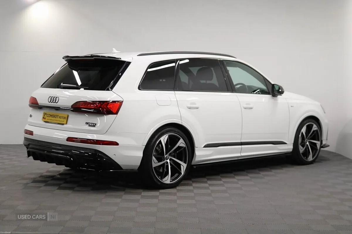Audi Q7 TDI V6 Black Edition - Image 6