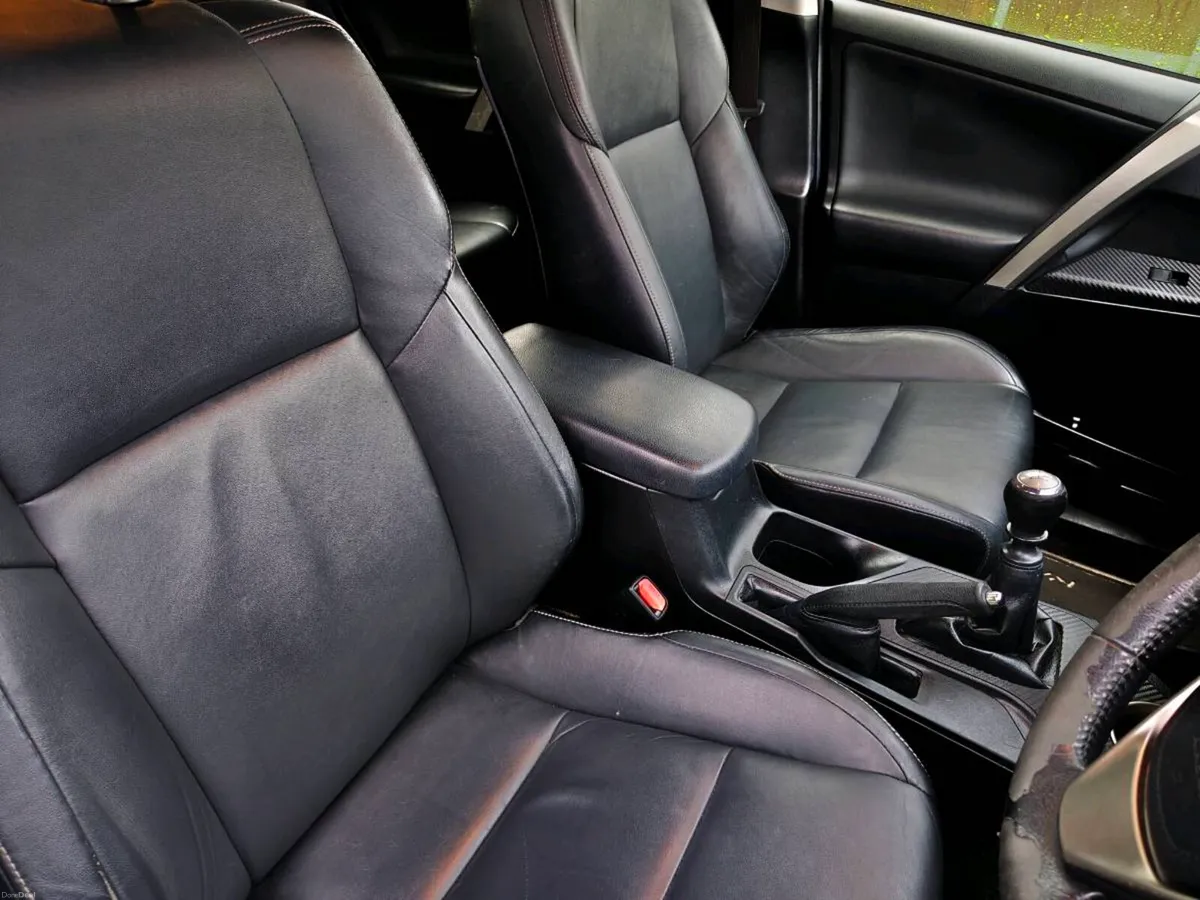 Toyota Rav4 D4D Sol - Image 5