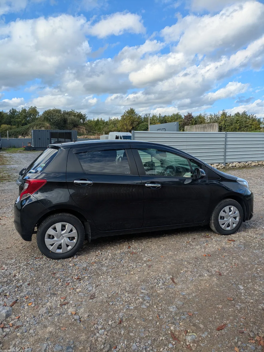 2015 Toyota Vitz Automatic | Only 37,292 KM | Reve - Image 6