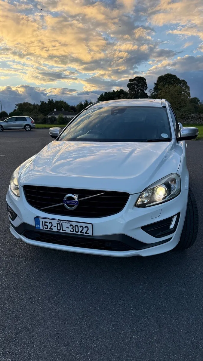 XC-60 R 87km Auto - Image 2